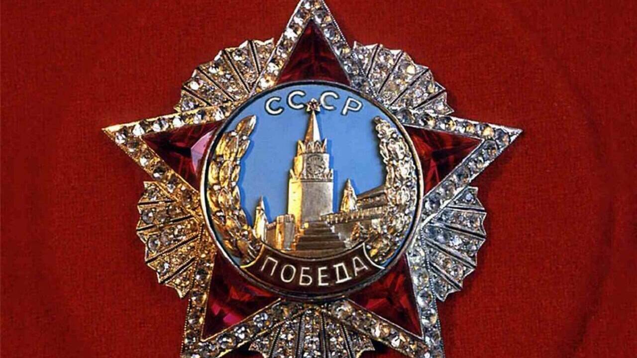 Была учреждена высшая военная награда Советcкого Cоюза – орден «Победа»