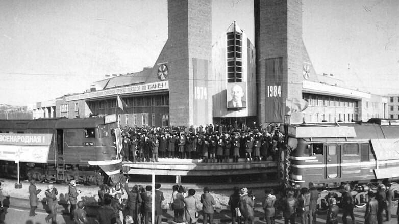 Открытие сквозного движения поездов по всей Байкало-Амурской магистрали