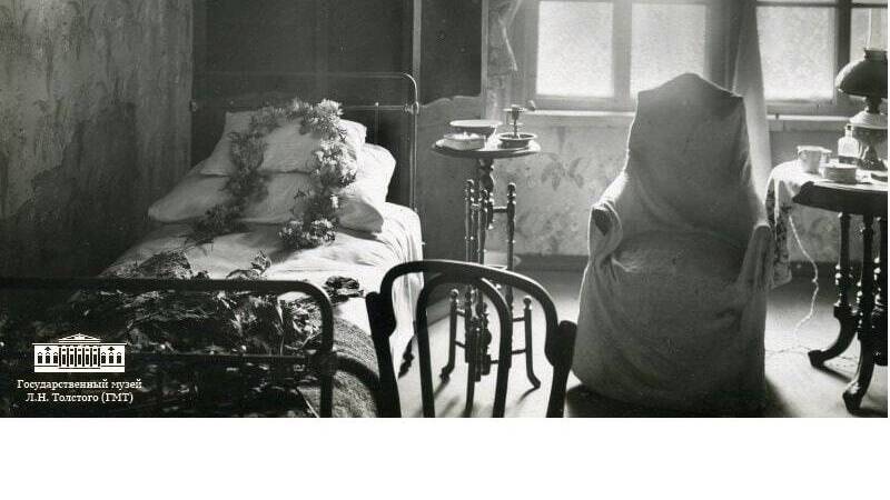 Умер великий русский писатель Лев Толстой
