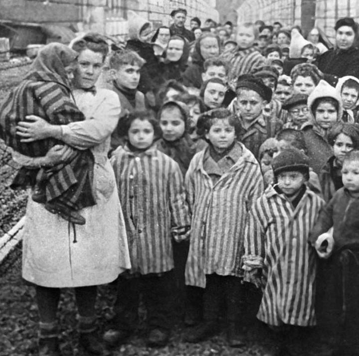 27 января - освобождение Освенцима