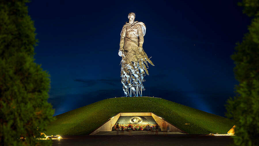 Мемориалы России