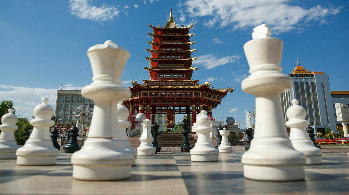 Степной буддизм и игры в шахматы. Республика Калмыкия