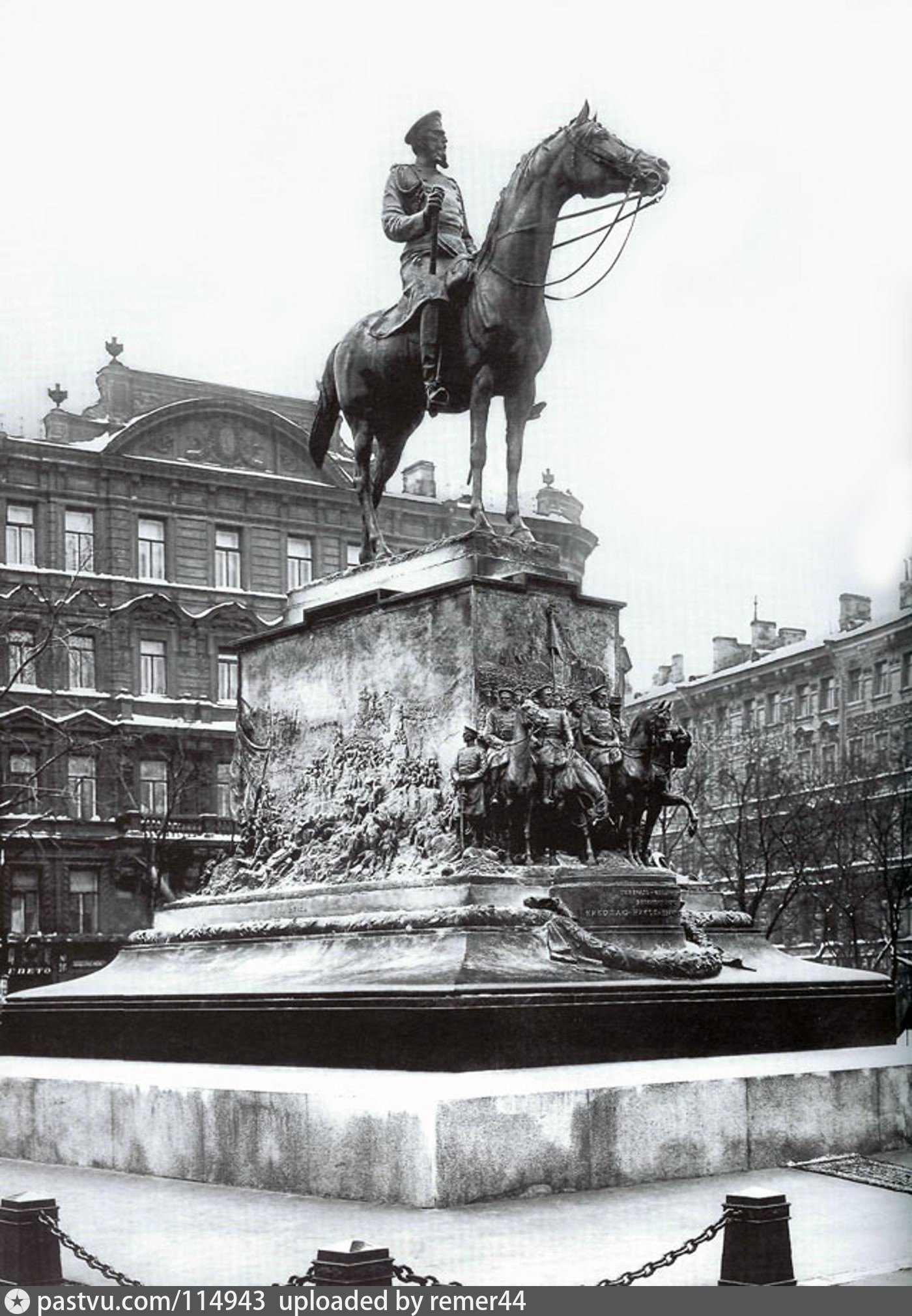 Первый председатель Императорского РВИО. Штрихи к биографии Д.А. Скалона