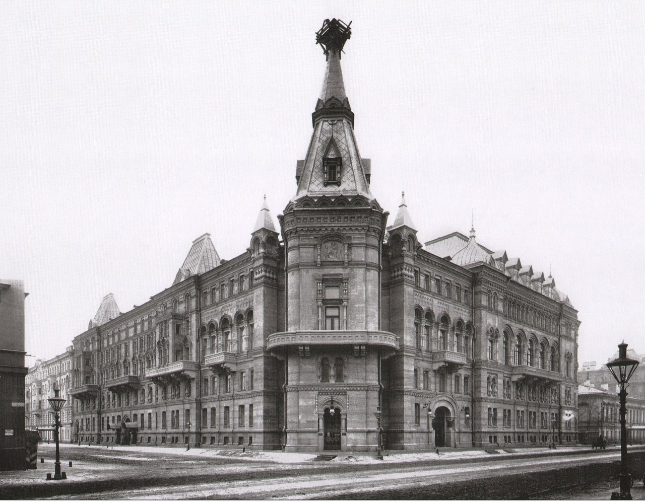 Первый председатель Императорского РВИО. Штрихи к биографии Д.А. Скалона