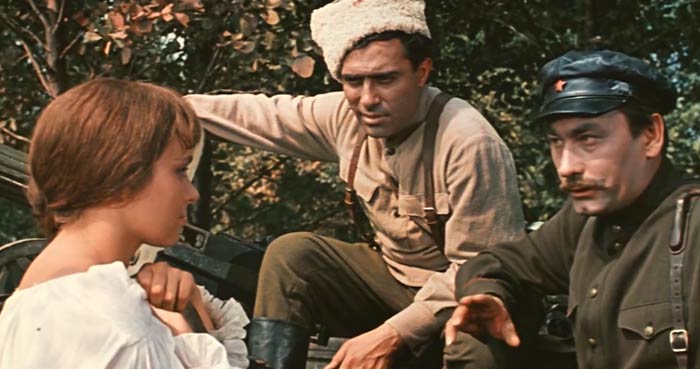 И дольше полувека длится свадьба. Что осталось от Гражданской войны в старом кино, снятом по оперетте