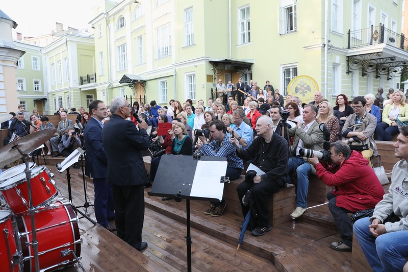 КиноСквер. Кино в квадрате