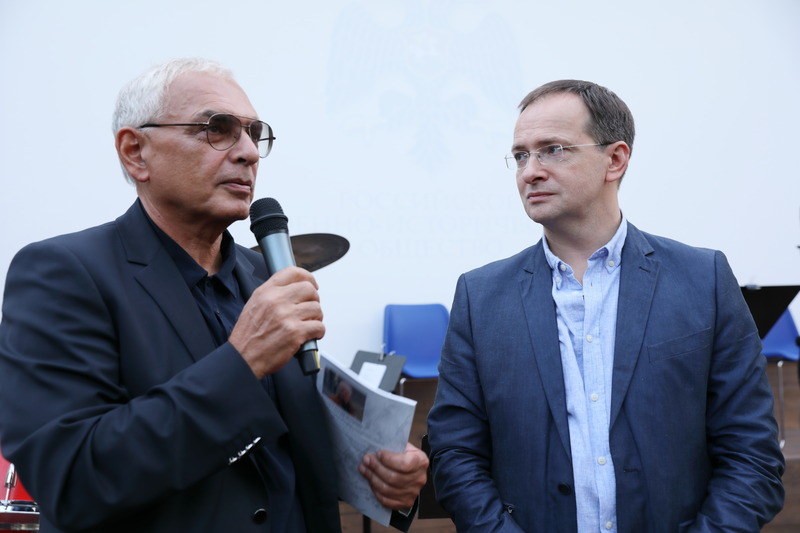 КиноСквер. Кино в квадрате