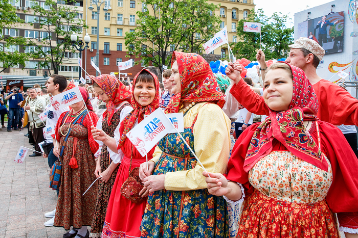Костюм как признание в любви… к Родине. Музей РВИО приглашает отпраздновать День России с национальным колоритом