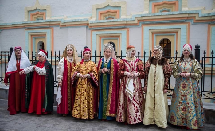 Костюм как признание в любви… к Родине. Музей РВИО приглашает отпраздновать День России с национальным колоритом
