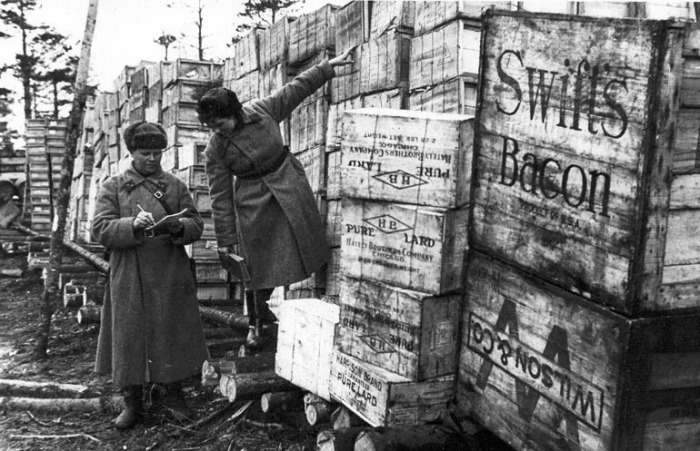 «Существенная, но не решающая». Вся правда о военной помощи американцев СССР в годы Войны