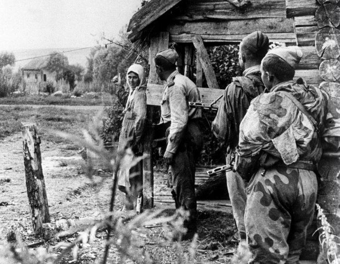 Краткий курс истории. Военные разведчики