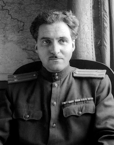 Краткий курс истории. Константин Симонов