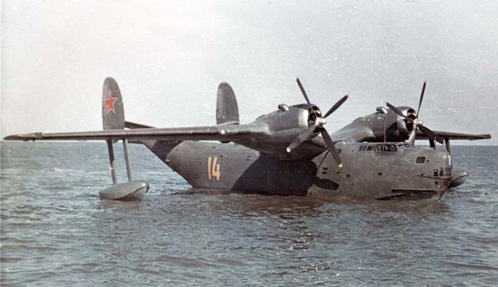 Летающая лодка Бе-6