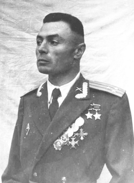 Артиллерист Петров. Воевавший без обеих рук