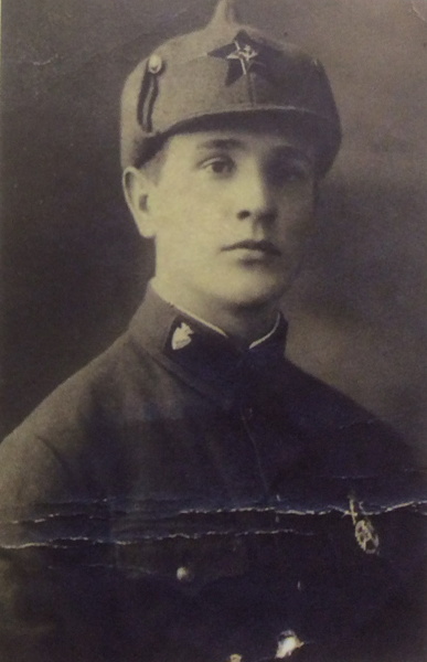 Курсант полковой школы Зиновий Колобанов, 1933 год