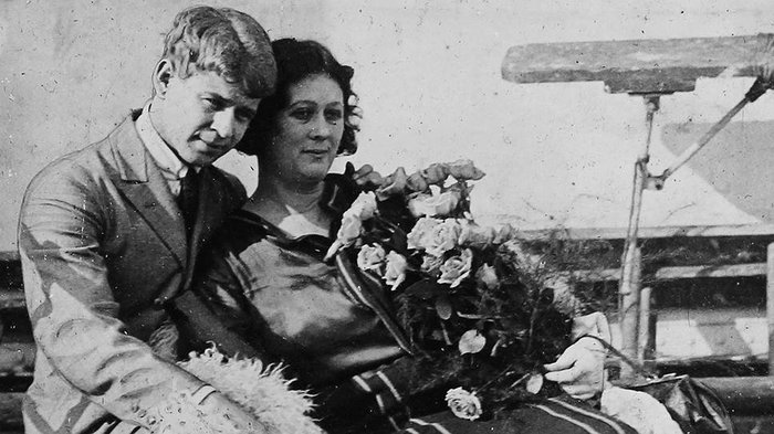 Сергей Есенин и Айседора Дункан 